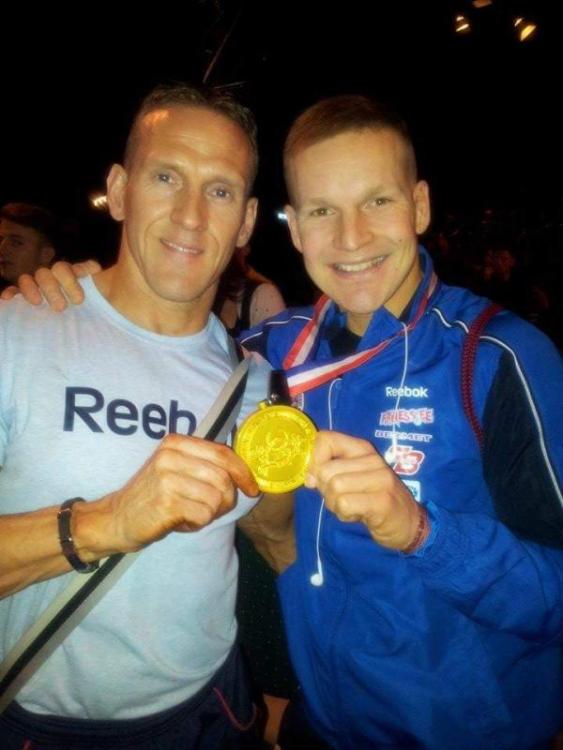 post-24563-0-36016000-1447597045_thumb.j