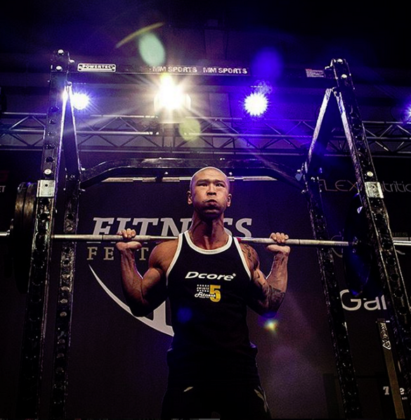 post-25435-0-44064800-1448908022_thumb.p