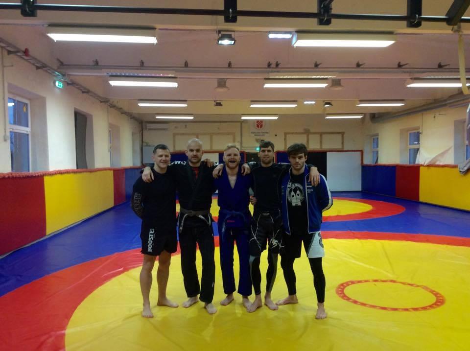 post-27690-0-18549500-1447070787_thumb.j