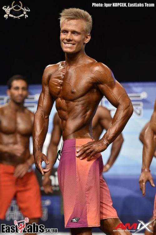 post-37061-0-67551400-1447834988_thumb.j