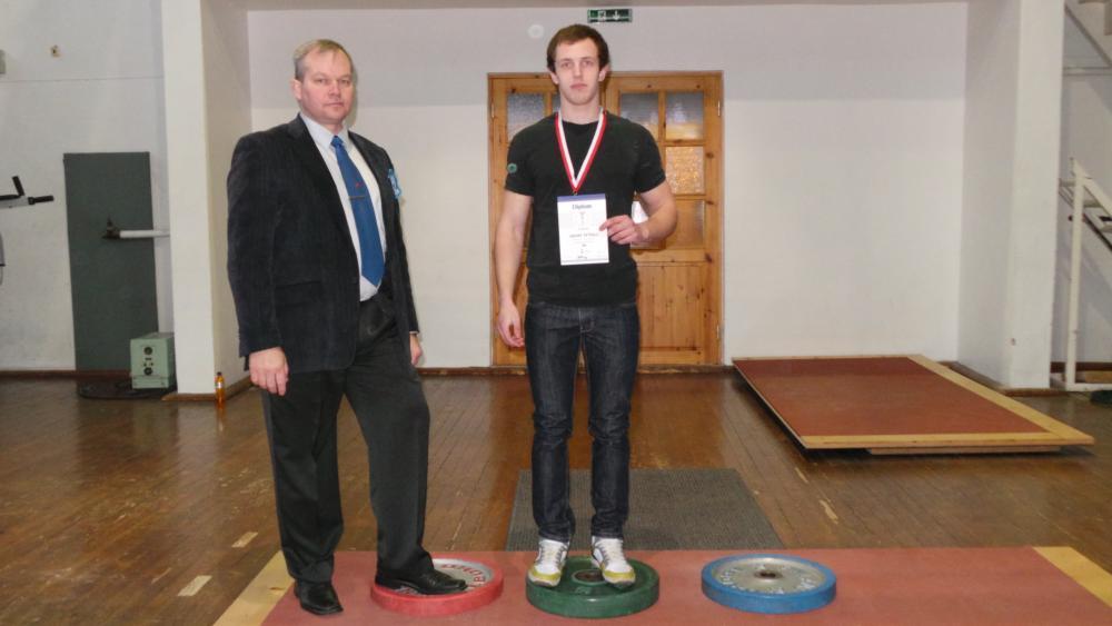 post-17039-0-30995500-1387030576_thumb.j