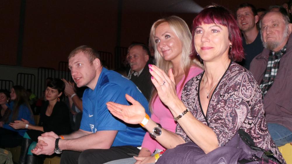 post-17039-0-36856900-1388237834_thumb.j