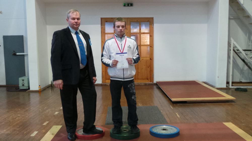 post-17039-0-38609700-1387030548_thumb.j