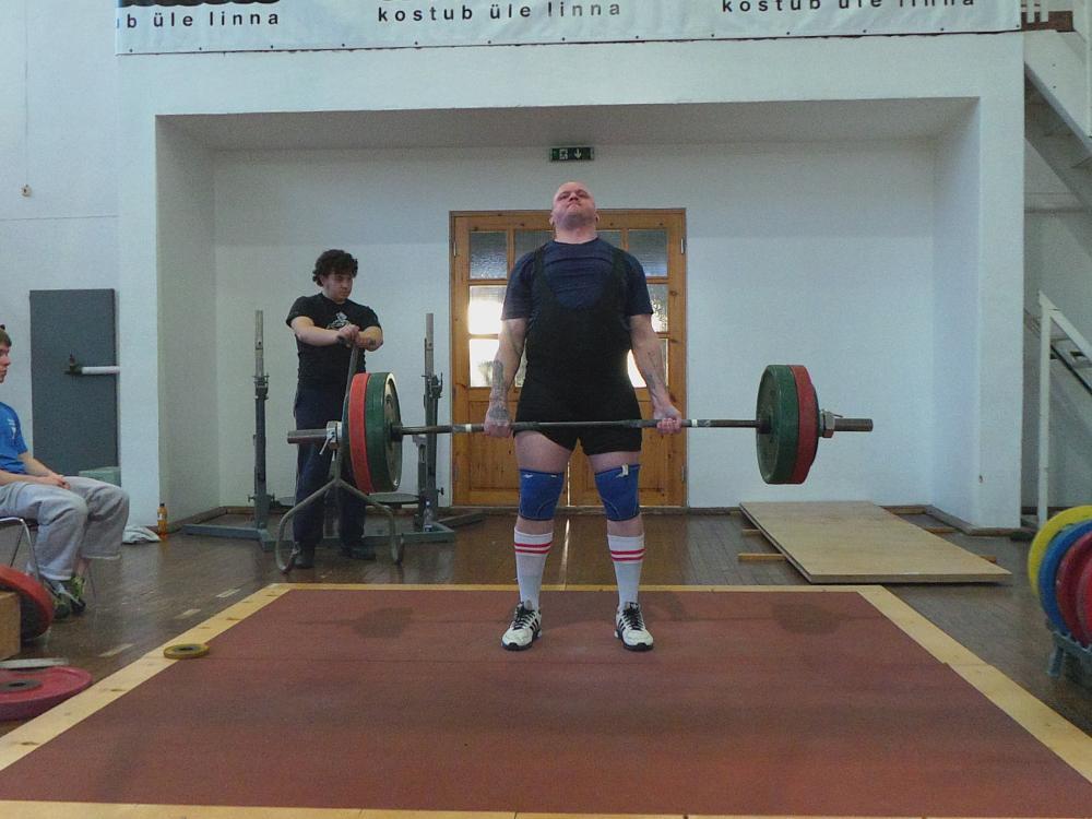 post-17039-0-47475500-1387030175_thumb.j