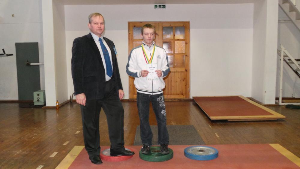 post-17039-0-52326900-1387030610_thumb.j