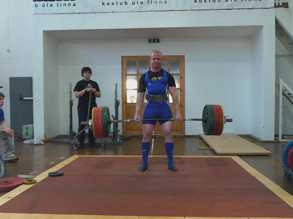 post-17039-0-70064500-1387030125_thumb.j