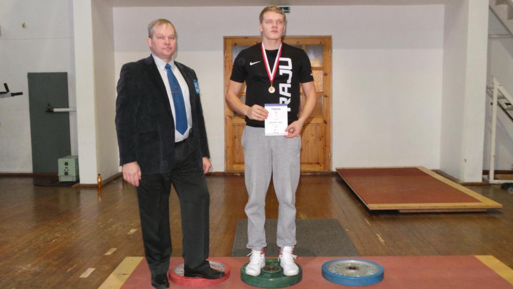 post-17039-0-72155900-1387030602_thumb.j