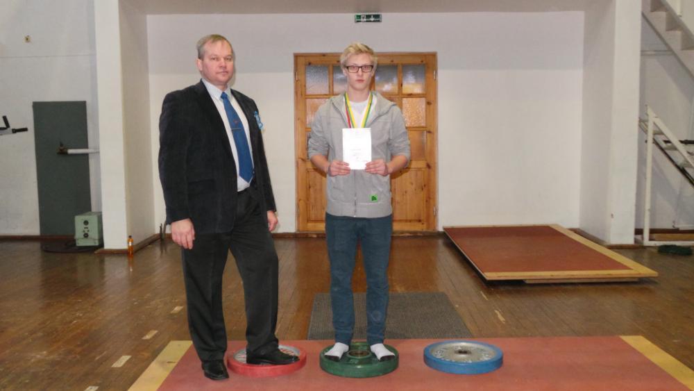 post-17039-0-84694200-1387030614_thumb.j