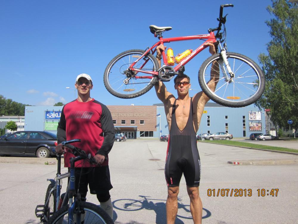 post-4071-0-98880900-1386925605_thumb.jp