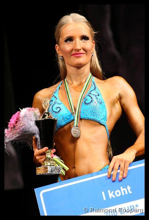 post-6888-0-54095200-1386003456_thumb.jp