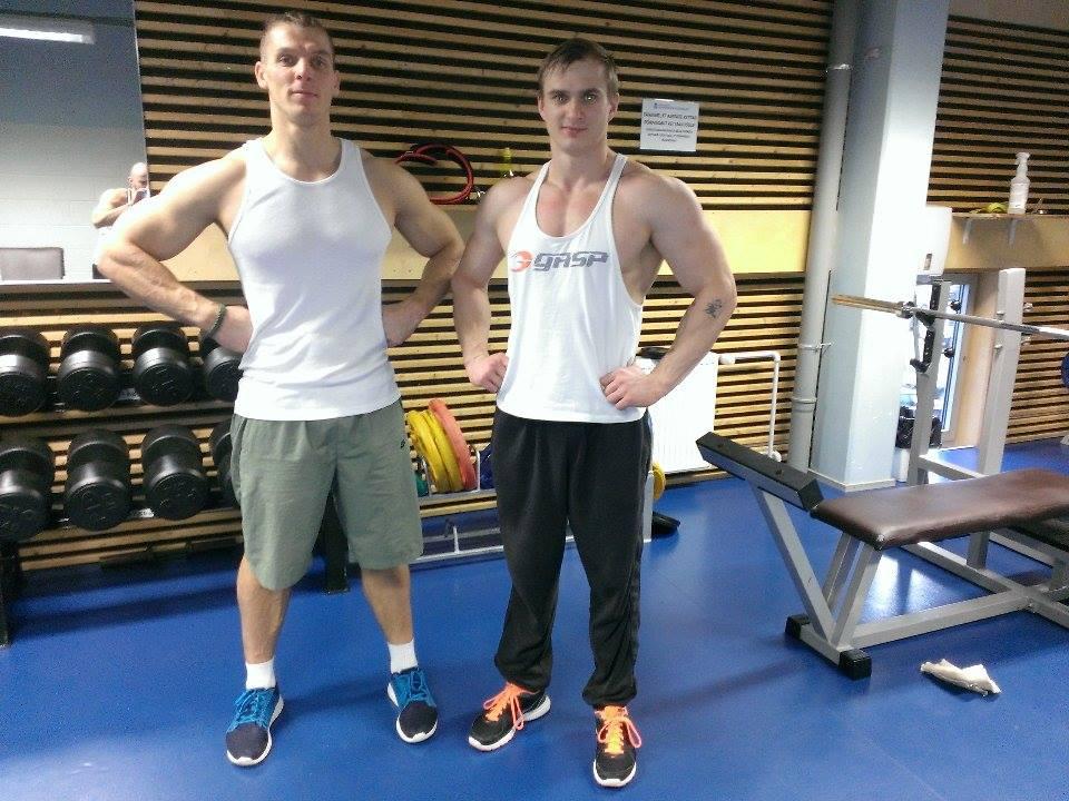 post-28465-0-30120200-1418624357_thumb.j