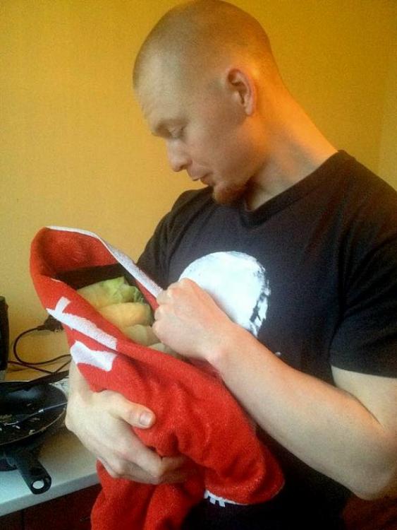 post-3216-0-37600400-1417470512_thumb.jp