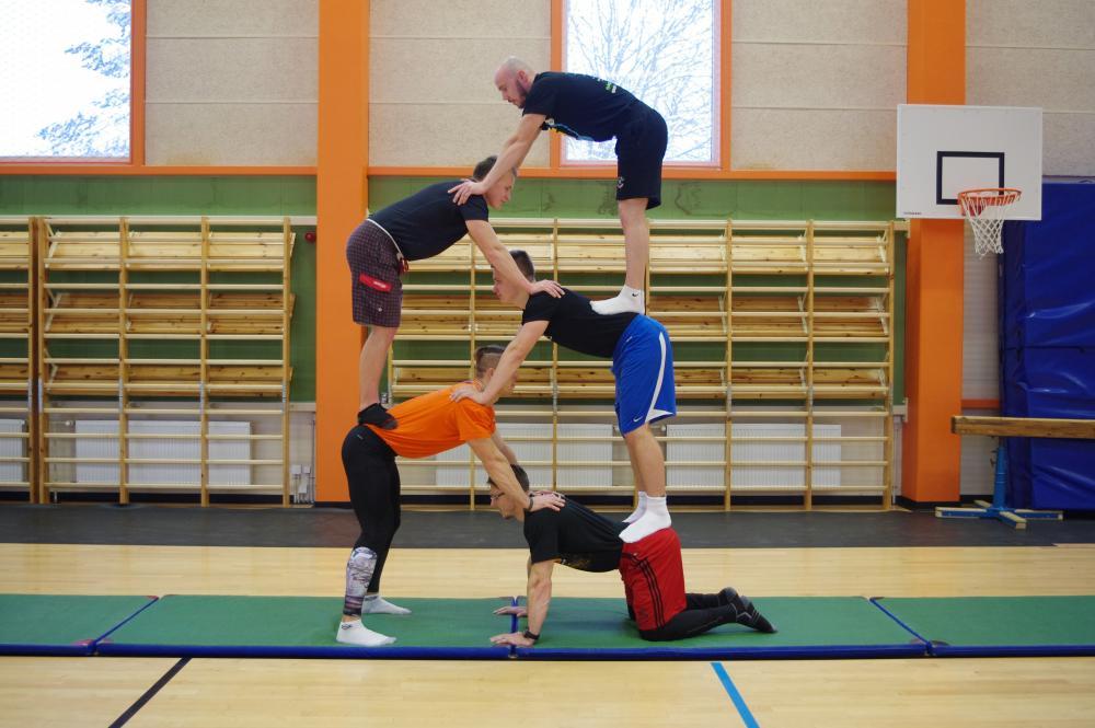 post-4071-0-06062700-1419709124_thumb.jp