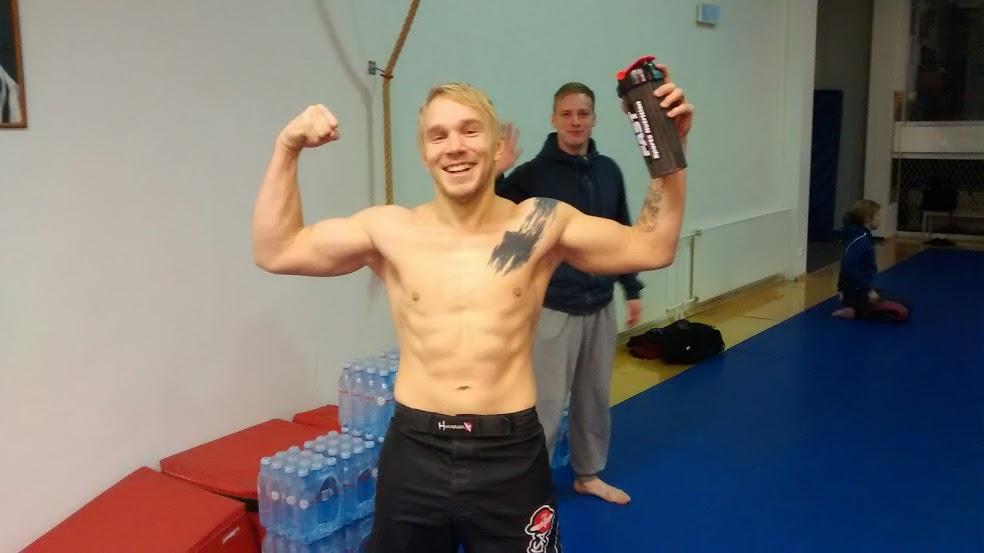 post-6272-0-04543100-1417989704_thumb.jp