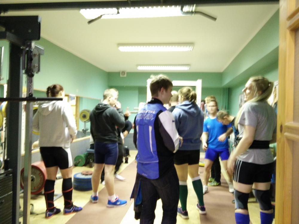 post-23749-0-26825700-1449908978_thumb.j