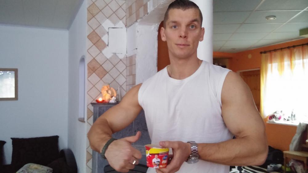 post-28465-0-64122900-1448990576_thumb.j