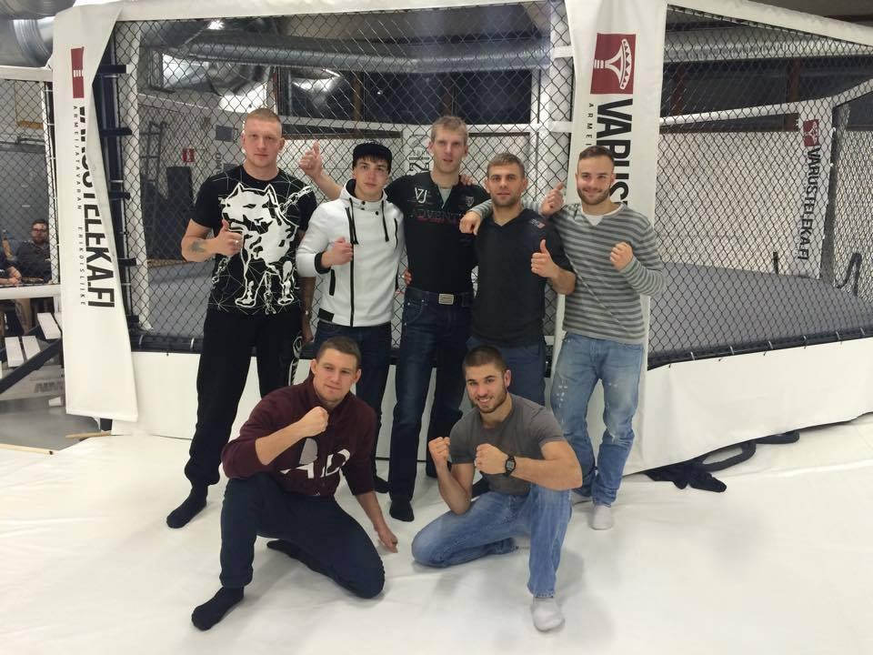 post-38130-0-56928800-1449065006_thumb.j