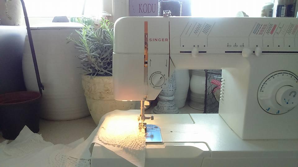 10628239_1200975636594149_67029312030931