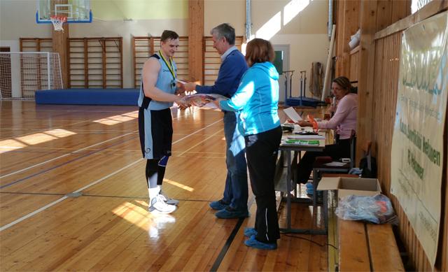 ise.jpg.6b8a1a1182309f4a9ab3a94c656cb9c2